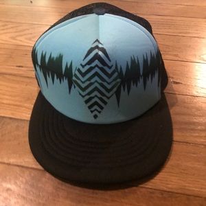 Trucker hat